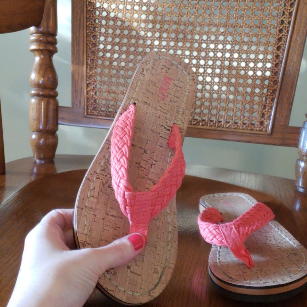 Flip flops - Picture 2 of 2